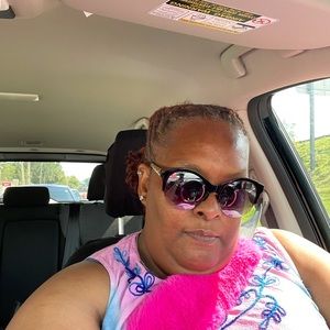 Meet your Posher, Cheryl